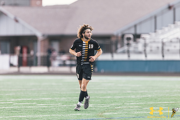 2021.09.25 UWS MSOC vs. MLC WM73