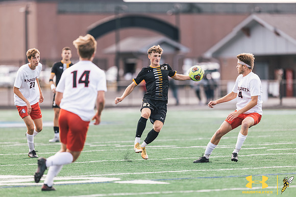 2021.09.25 UWS MSOC vs. MLC WM56