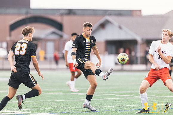 2021.09.25 UWS MSOC vs. MLC WM26