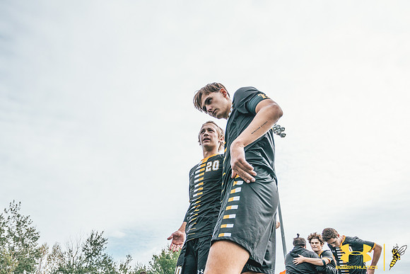2021.09.25 UWS MSOC vs. MLC WM221