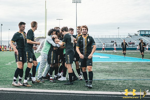 2021.09.25 UWS MSOC vs. MLC WM241