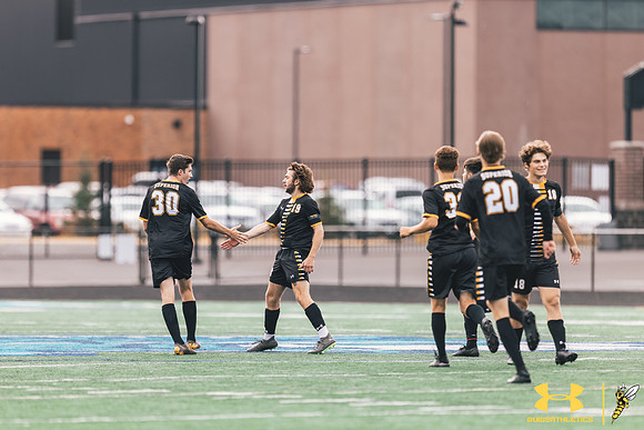 2021.09.25 UWS MSOC vs. MLC WM206