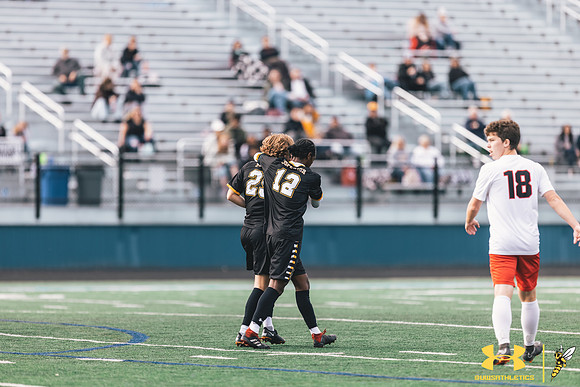 2021.09.25 UWS MSOC vs. MLC WM149