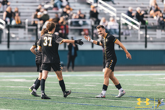 2021.09.25 UWS MSOC vs. MLC WM110