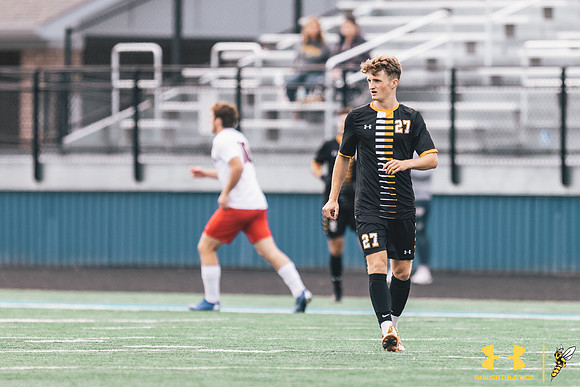 2021.09.25 UWS MSOC vs. MLC WM209