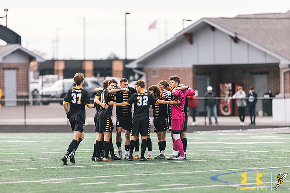 2021.09.25 UWS MSOC vs. MLC WM197