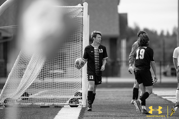 2021.09.25 UWS MSOC vs. MLC WM130