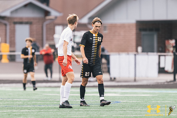 2021.09.25 UWS MSOC vs. MLC WM208