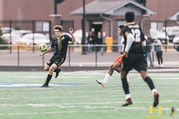 2021.09.25 UWS MSOC vs. MLC WM80