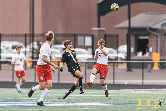 2021.09.25 UWS MSOC vs. MLC WM218
