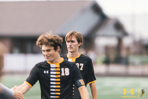 2021.09.25 UWS MSOC vs. MLC WM194