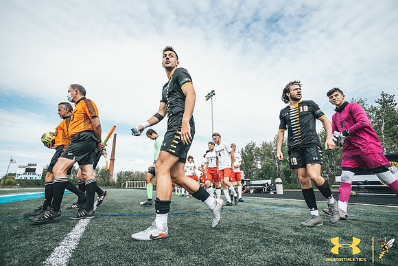 2021.09.25 UWS MSOC vs. MLC WM225