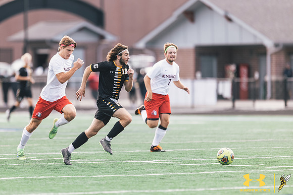 2021.09.25 UWS MSOC vs. MLC WM68