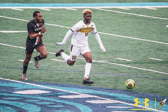2021.04.10 UWS MSOC WM111