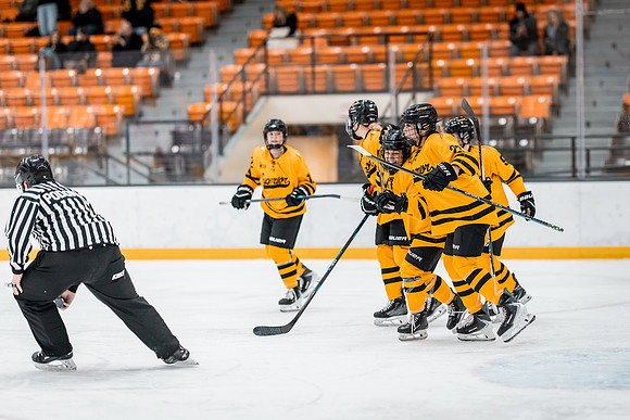 UWS WHKY vs CSB-19