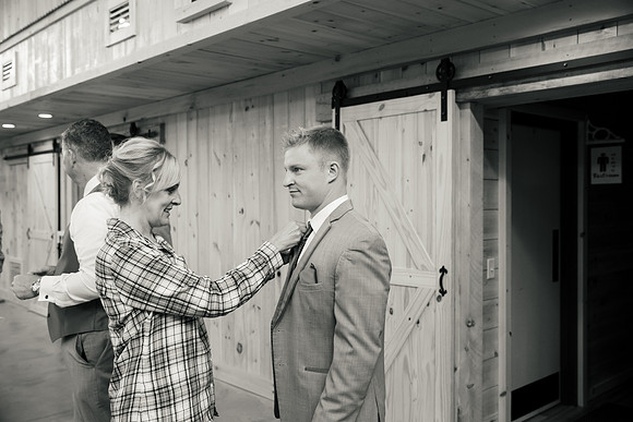 Maggie & Nick Wedding 1st Cut 228
