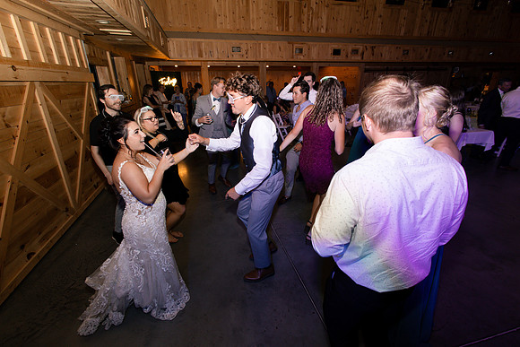 Maggie & Nick Wedding 1st Cut 174