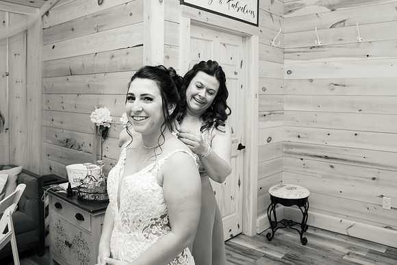 Maggie & Nick Wedding 1st Cut 242
