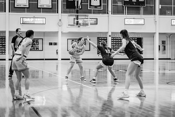 UWS WBB vs Carleton-128