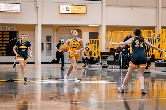 UWS WBB vs Carleton-160