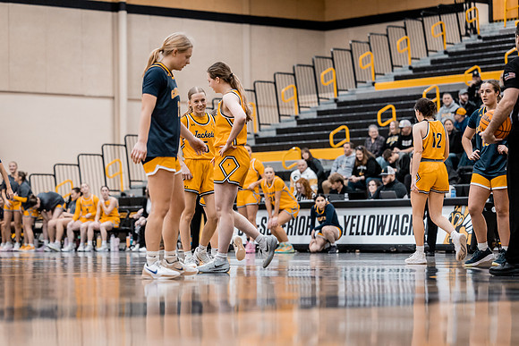 UWS WBB vs Carleton-39