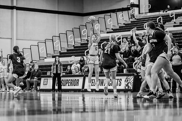 UWS WBB vs Carleton-73