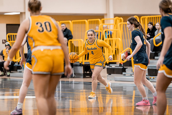 UWS WBB vs Carleton-156