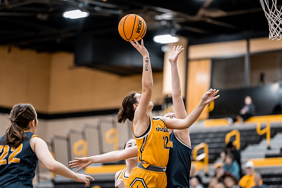 UWS WBB vs Carleton-70
