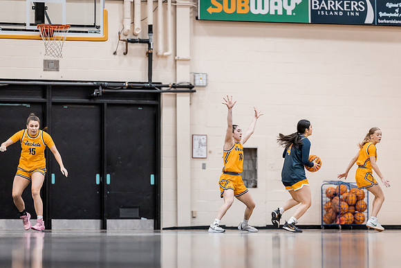 UWS WBB vs Carleton-48