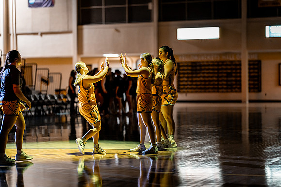 UWS WBB vs LU-26