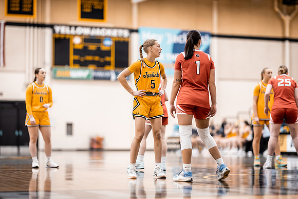 UWS WBB vs BLC-11