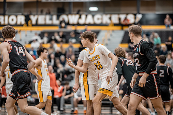 UWS MBB vs BLC 2 -11