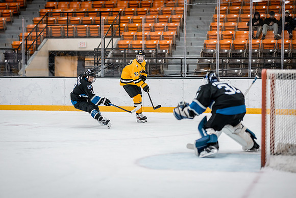 MHKY vs Marisn-15