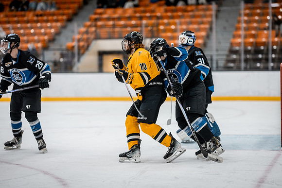 MHKY vs Marisn-9