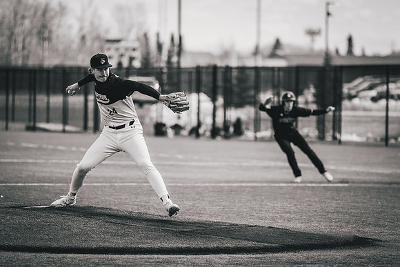 UWS BSB vs Crown D2 DH-1-71