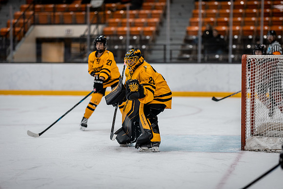 UWS WHKY vs UWRF -7