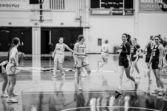 UWS vs UNW WBB-114