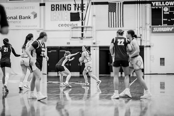 UWS vs UNW WBB-37