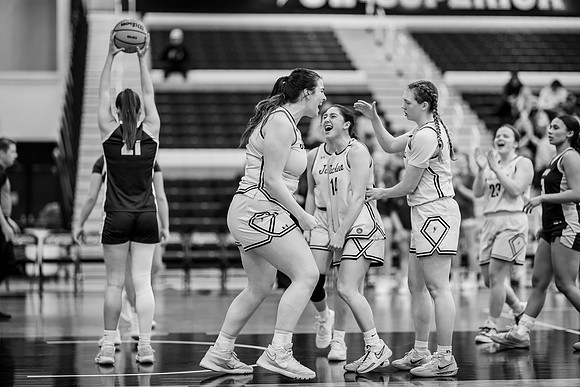UWS vs UNW WBB-137