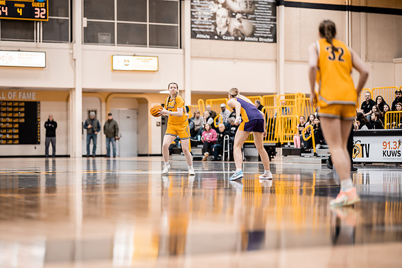 UWS vs UNW WBB-235