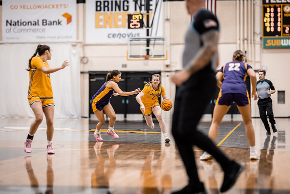 UWS vs UNW WBB-70
