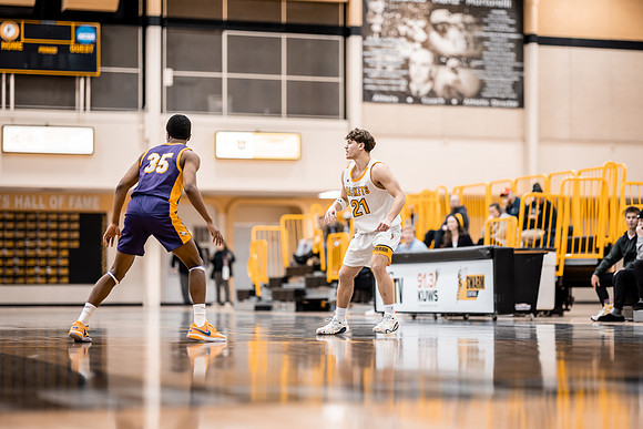 UWS vs UNW MBB-136