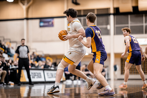 UWS vs UNW MBB-137