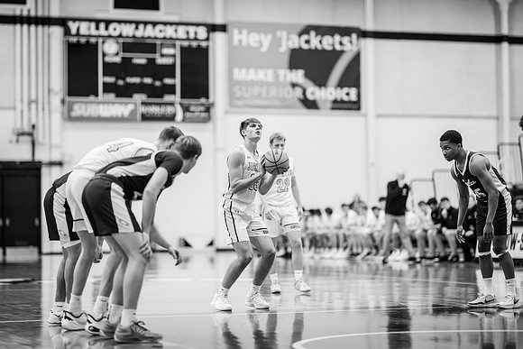 UWS vs UNW MBB-66