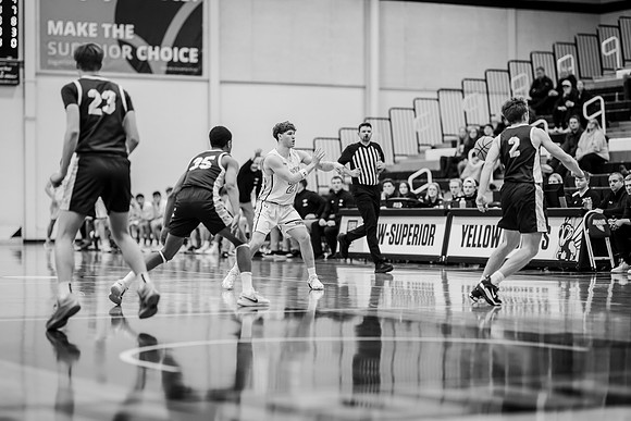 UWS vs UNW MBB-108