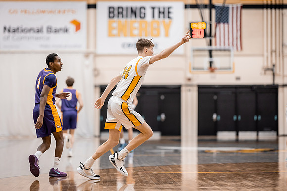 UWS vs UNW MBB-69