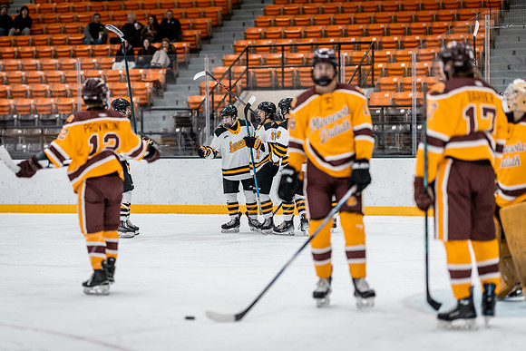 CMHKY vs UMD -104