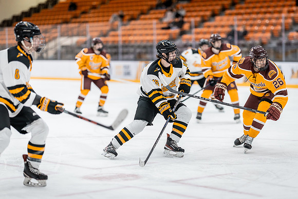 CMHKY vs UMD -140