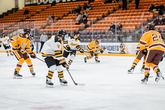 CMHKY vs UMD -118