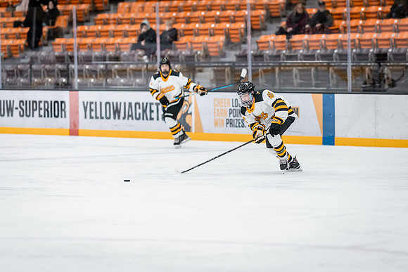 CMHKY vs UMD -120